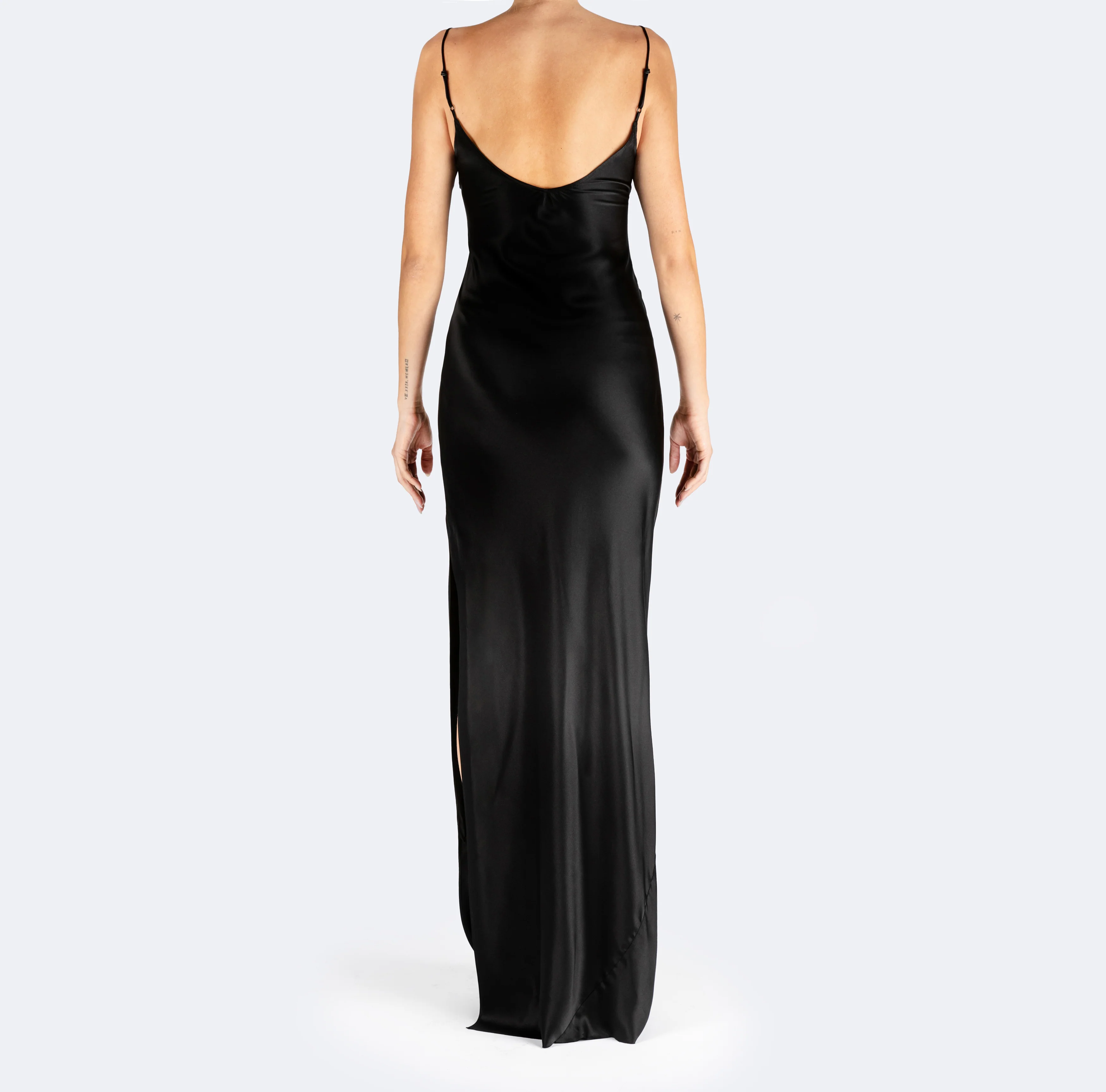 Studio Essential - Dress 01. - Image 3