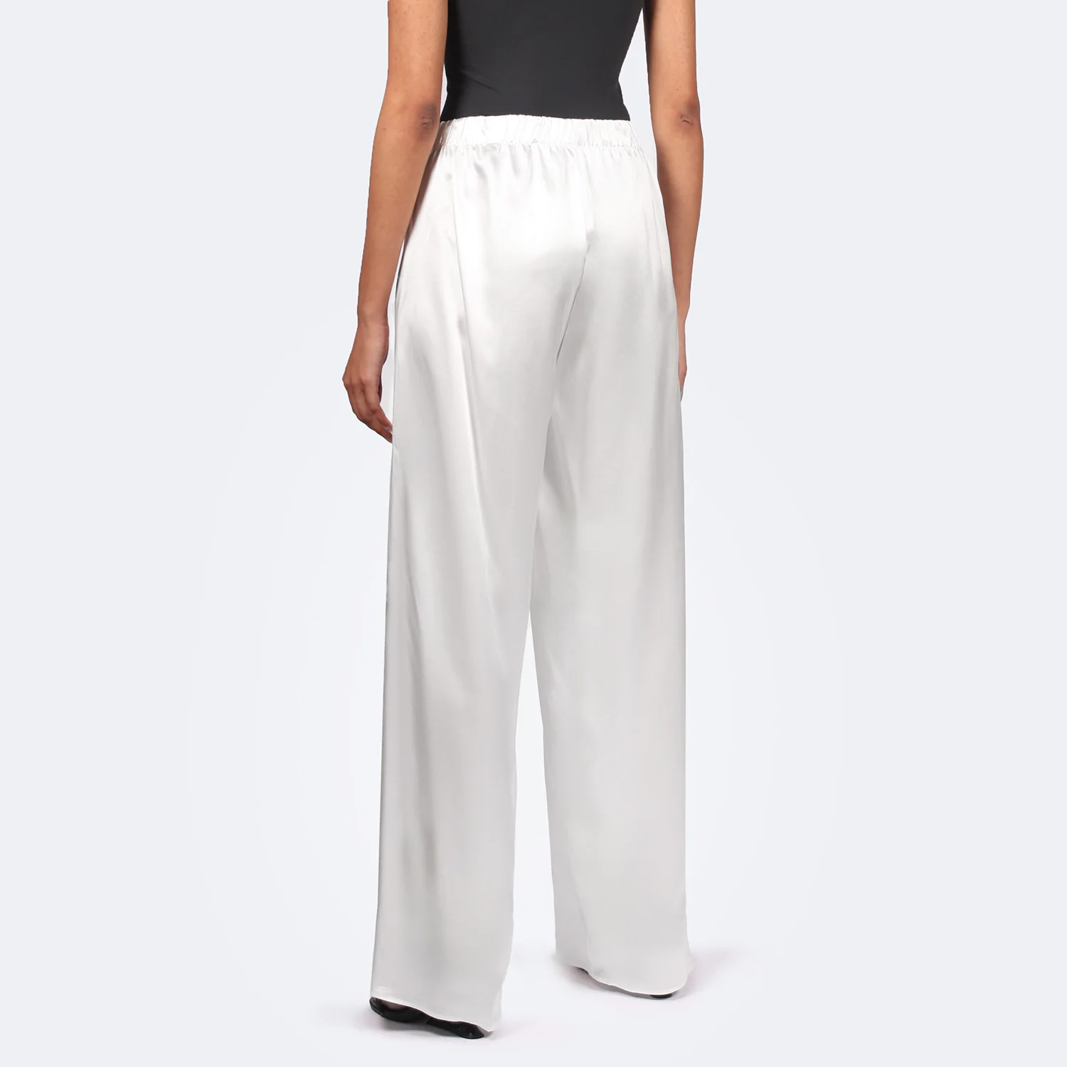 Studio Essential - Lounge Pant - Snow - Image 3