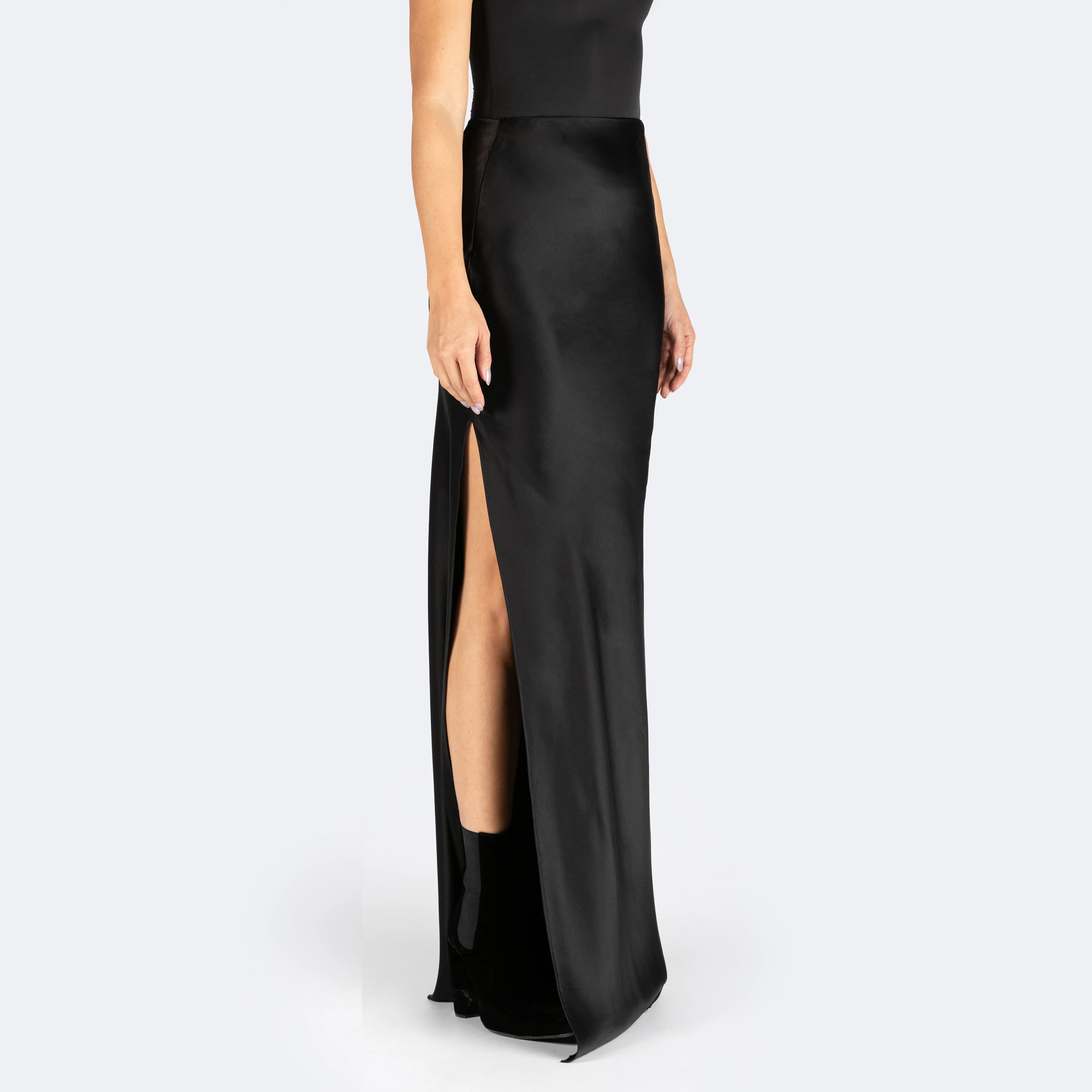 Studio Essential - Slit Skirt - Image 3